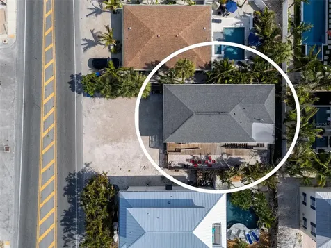 3018 Gulf Drive Holmes Beach FL 34217