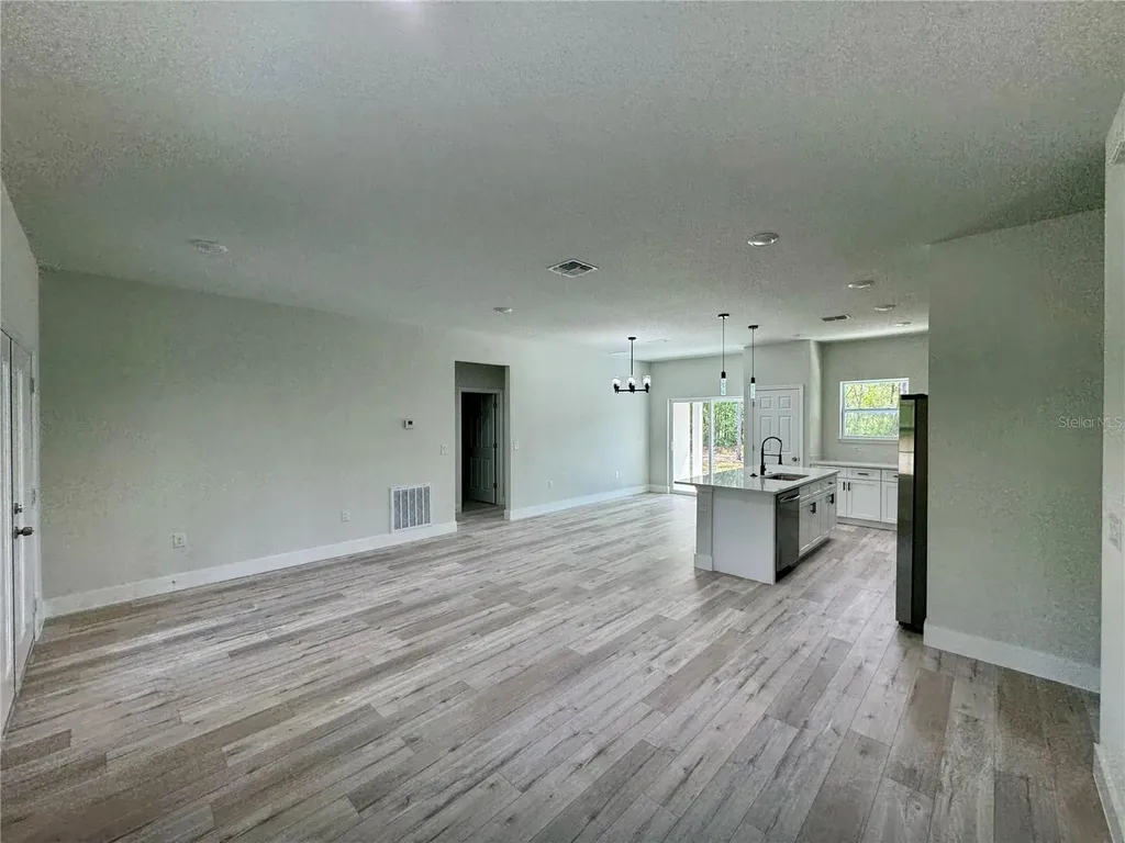 3473 W Hampshire Boulevard Citrus Springs FL 34433