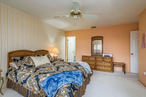 9910 Eagles Point Circle Port Richey FL 34668