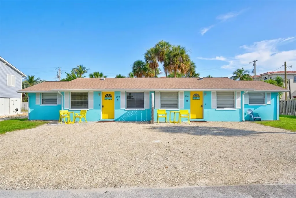 208 Peacock Lane Holmes Beach FL 34217