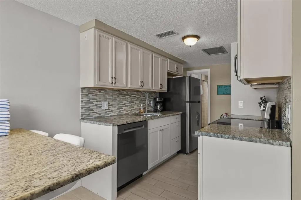 208 Peacock Lane Holmes Beach FL 34217