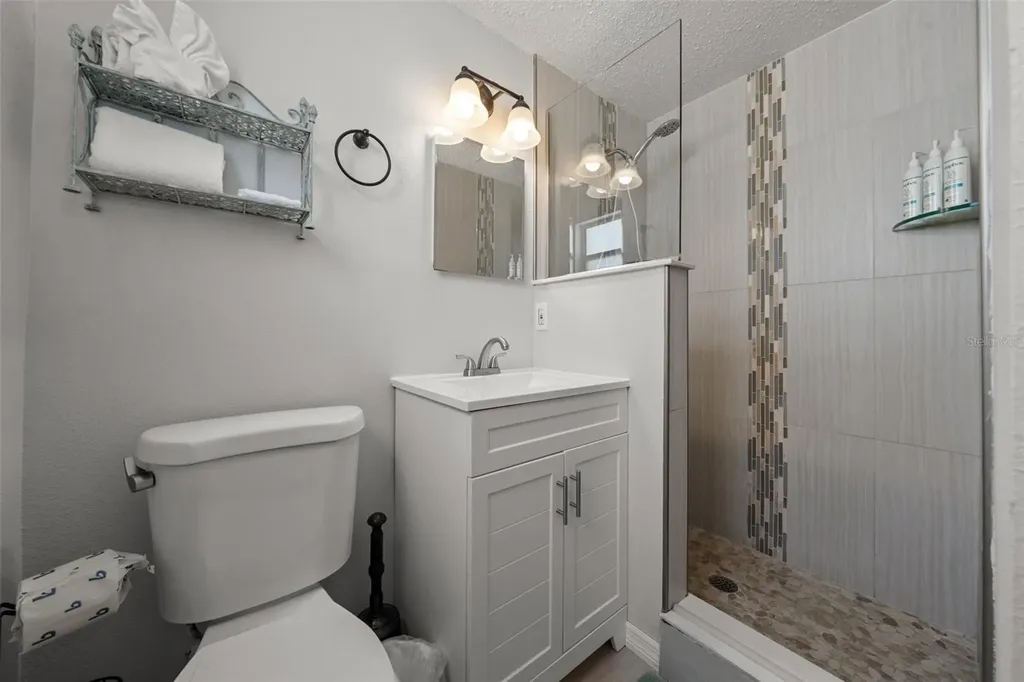 208 Peacock Lane Holmes Beach FL 34217