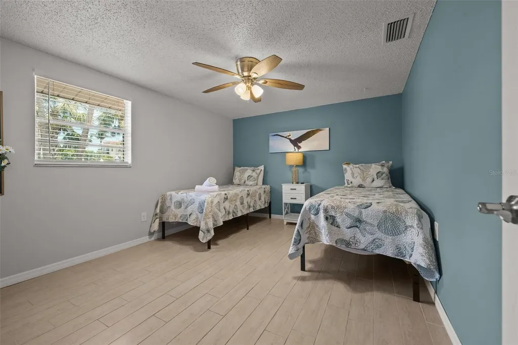 208 Peacock Lane Holmes Beach FL 34217