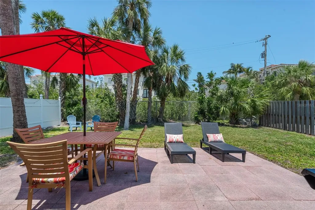 208 Peacock Lane Holmes Beach FL 34217