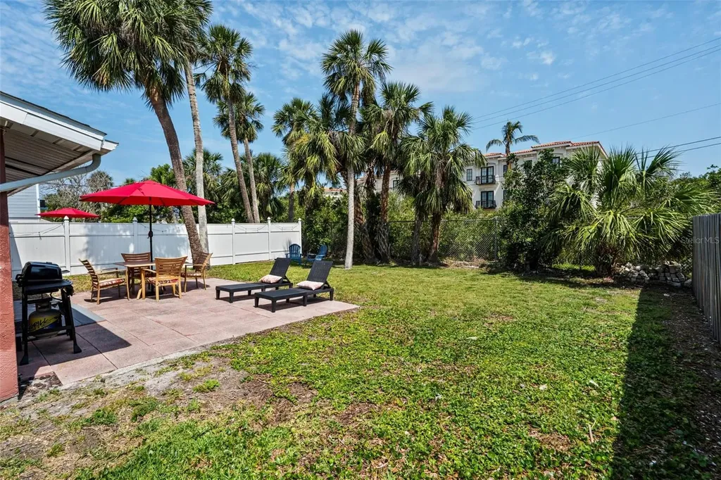 208 Peacock Lane Holmes Beach FL 34217