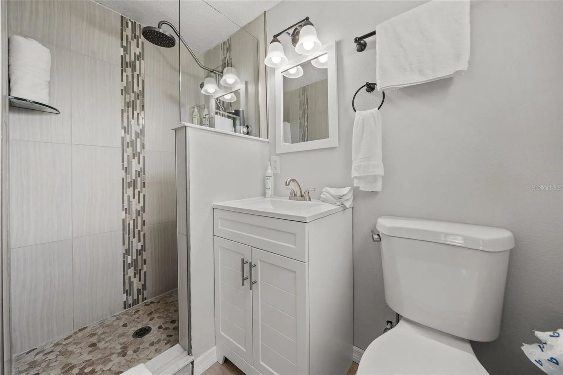 208 Peacock Lane Holmes Beach FL 34217