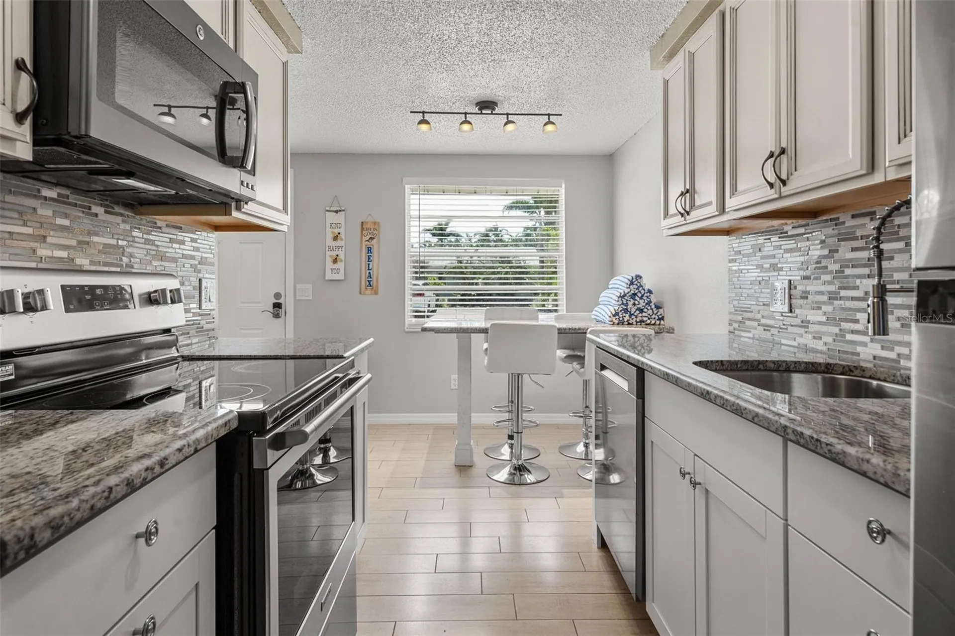 208 Peacock Lane Holmes Beach FL 34217
