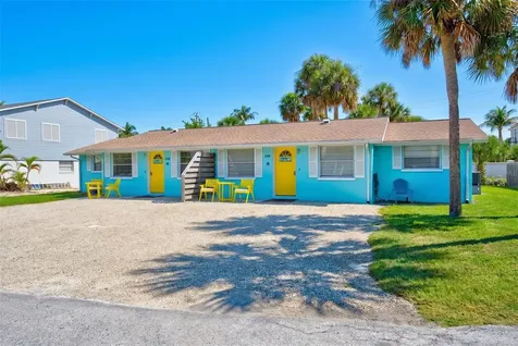 208 Peacock Lane Holmes Beach FL 34217