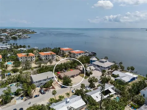 208 Peacock Lane Holmes Beach FL 34217