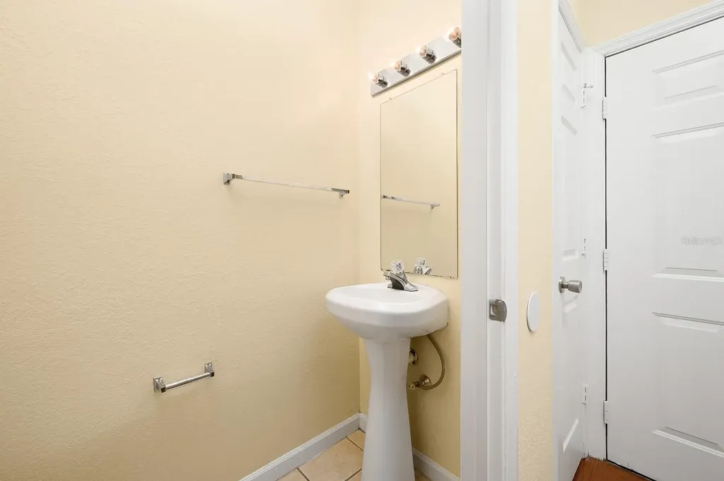 5062 NW 44th Lane Gainesville FL 32606