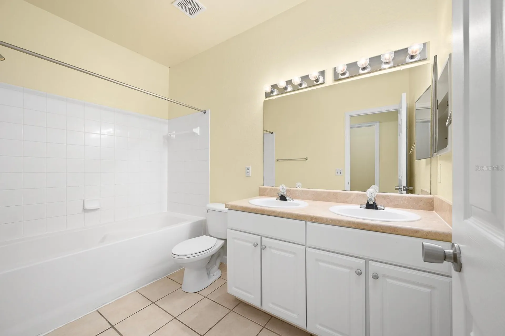 5062 NW 44th Lane Gainesville FL 32606