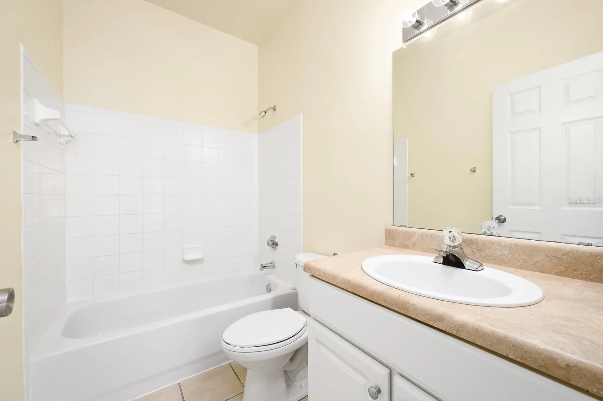 5062 NW 44th Lane Gainesville FL 32606
