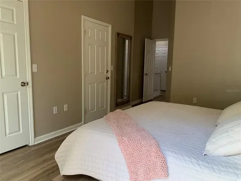 887 NW 21st Avenue Gainesville FL 32609