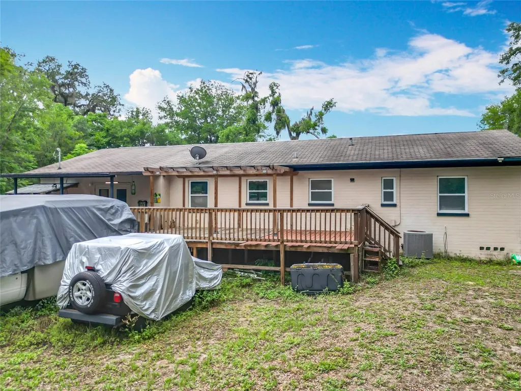 11763 SE Us Highway 301 Belleview FL 34420