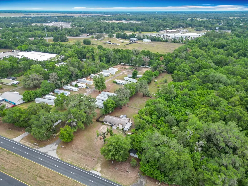 11763 SE Us Highway 301 Belleview FL 34420