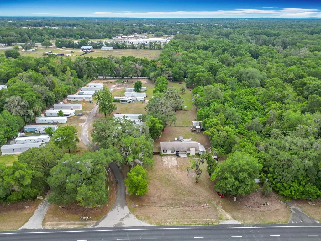 11763 SE Us Highway 301 Belleview FL 34420