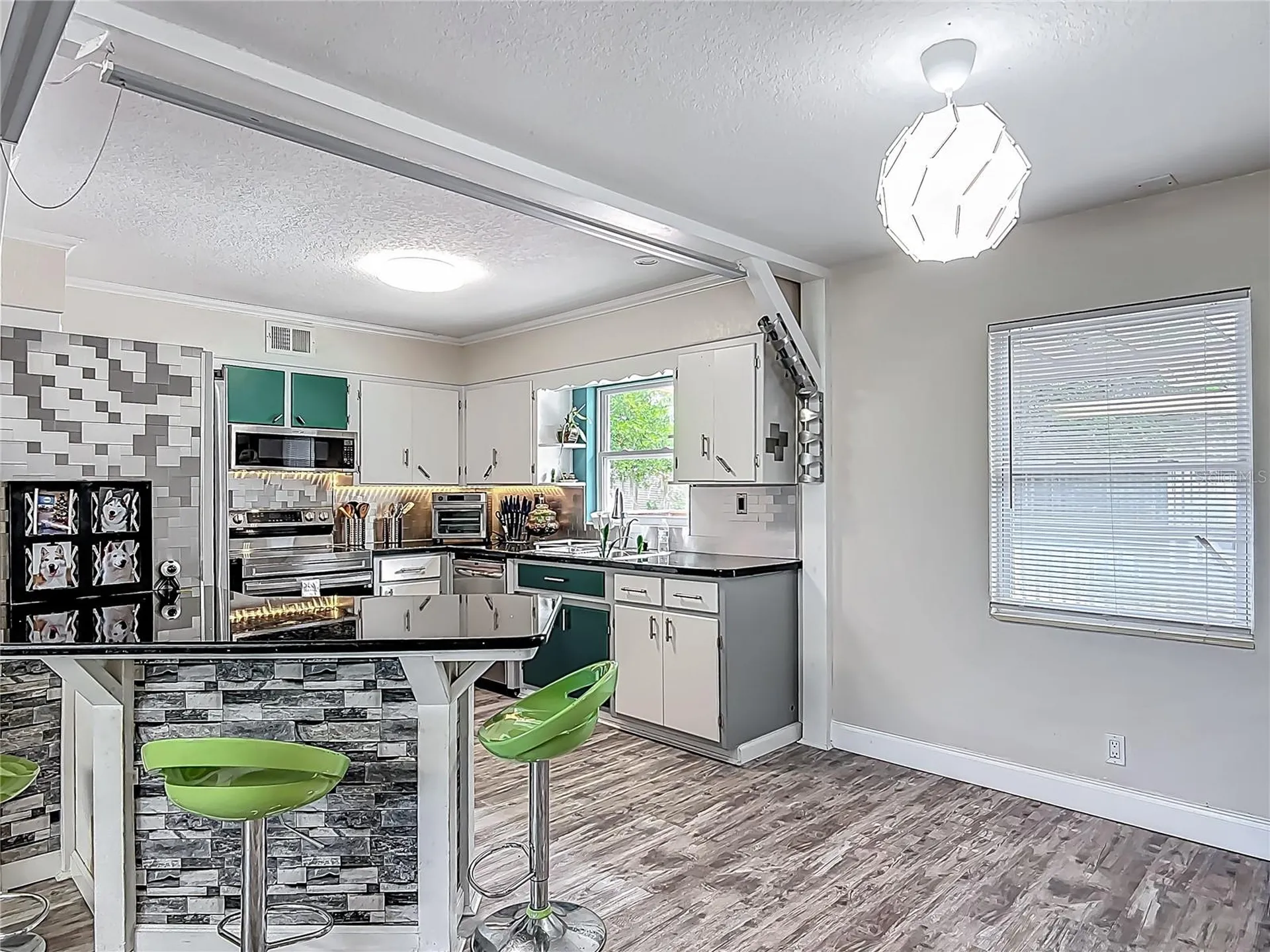 11763 SE Us Highway 301 Belleview FL 34420