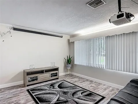 11763 SE Us Highway 301 Belleview FL 34420