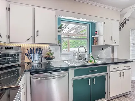 11763 SE Us Highway 301 Belleview FL 34420