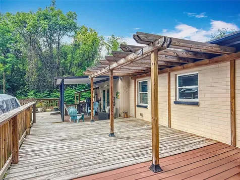 11763 SE Us Highway 301 Belleview FL 34420