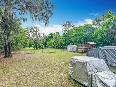 11763 SE Us Highway 301 Belleview FL 34420