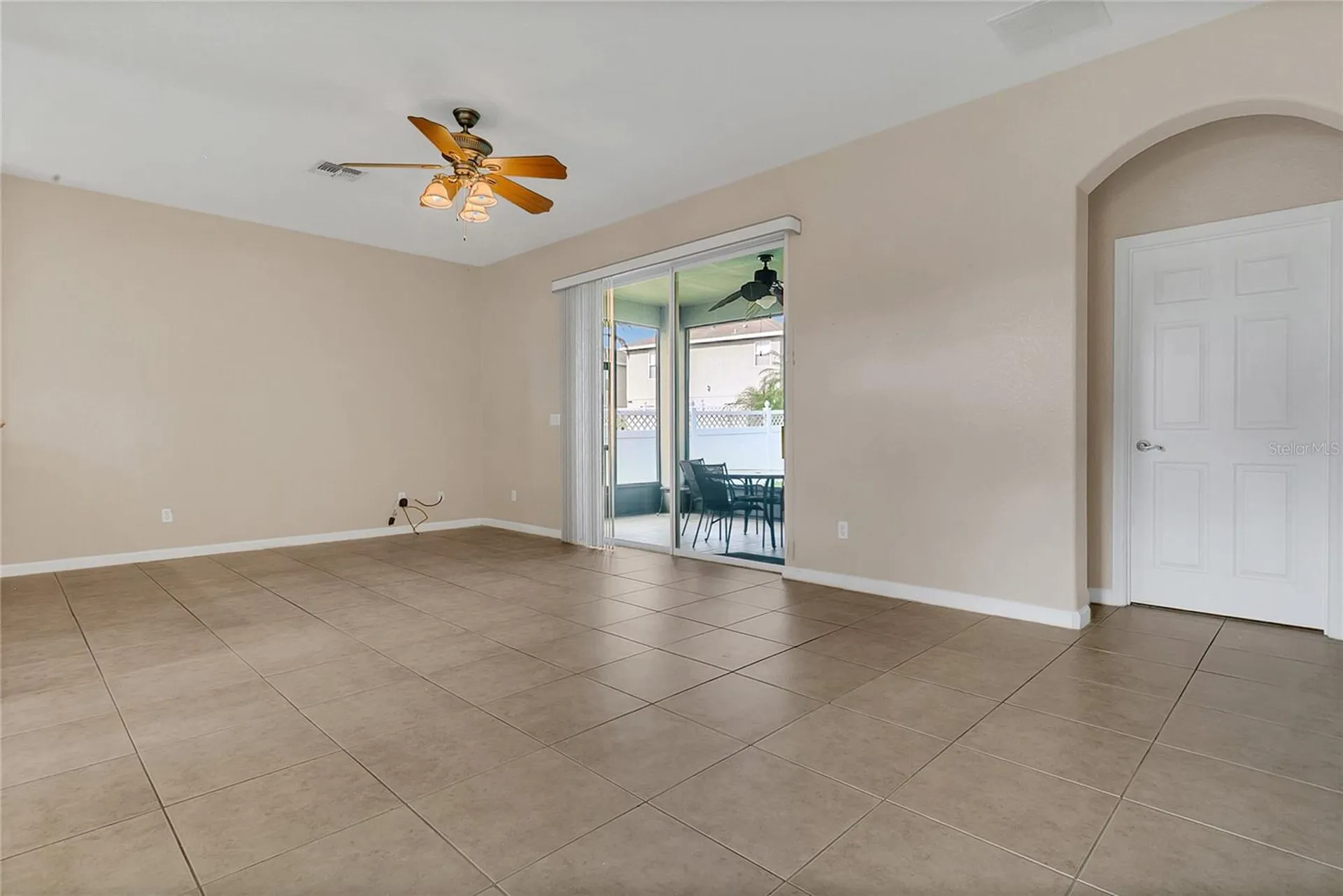2975 White Cedar Circle Kissimmee FL 34741