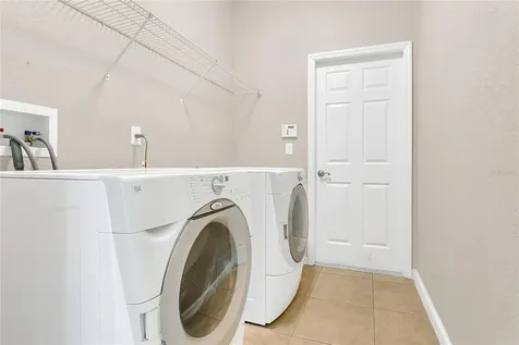 2975 White Cedar Circle Kissimmee FL 34741