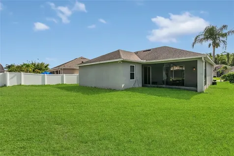 2975 White Cedar Circle Kissimmee FL 34741