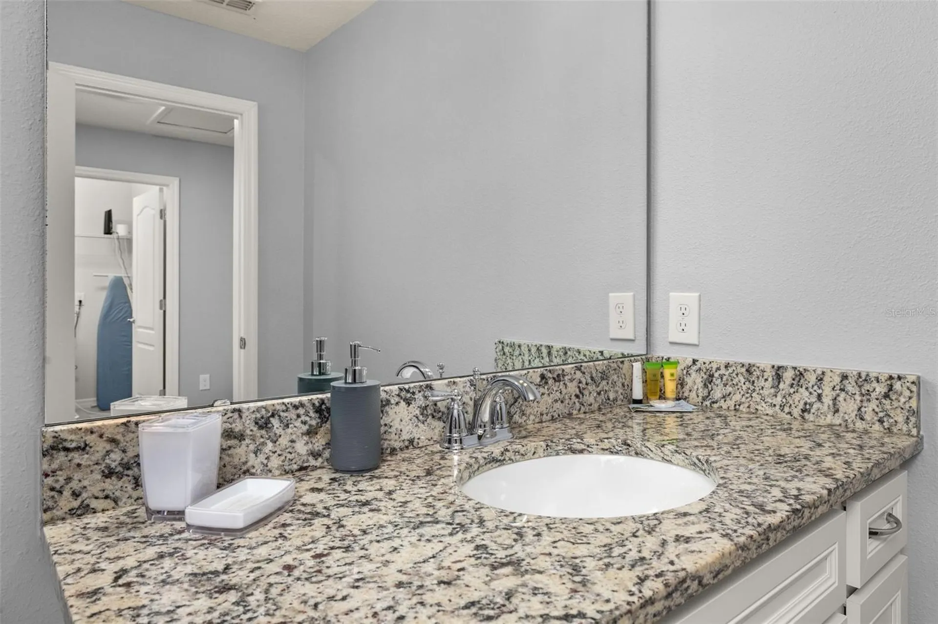 7184 Oakmoss Loop Davenport FL 33837