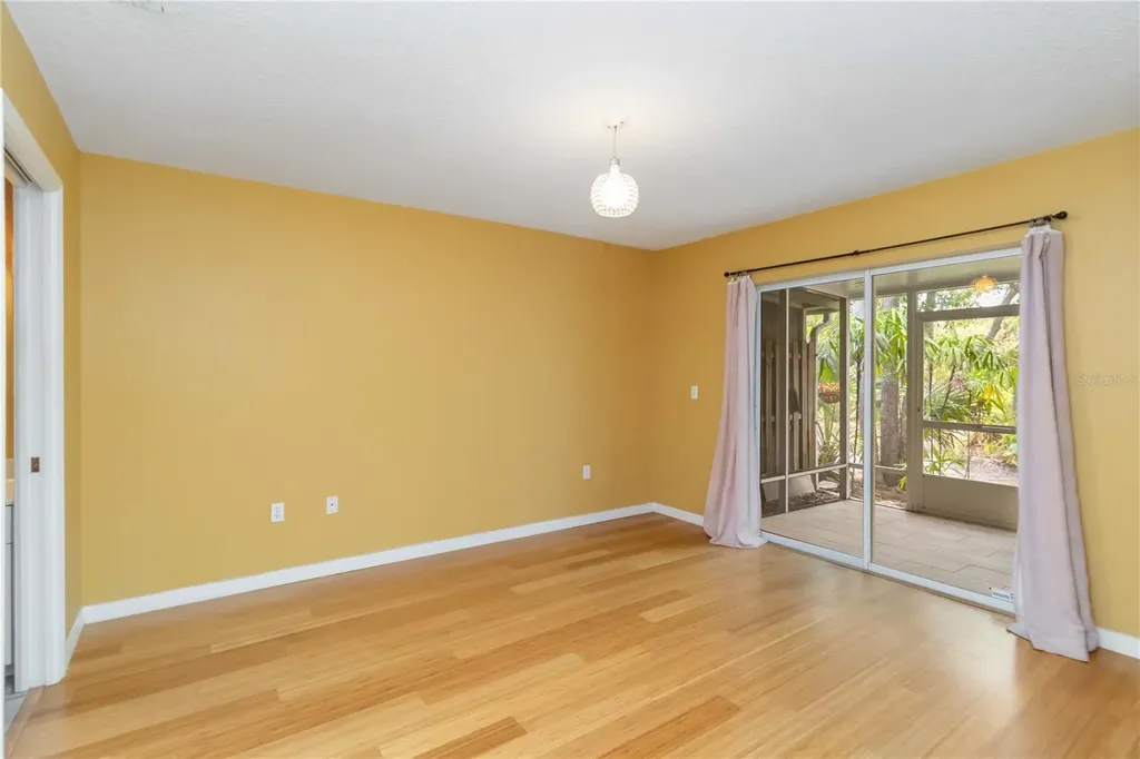 642 N Jefferson Avenue Sarasota FL 34237