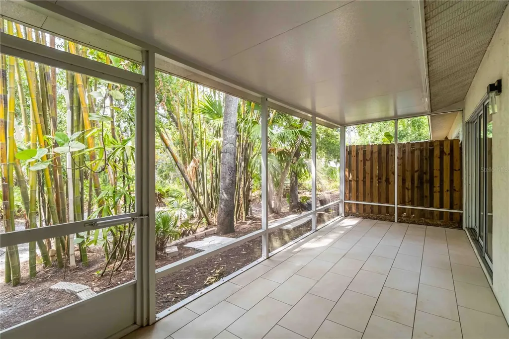 642 N Jefferson Avenue Sarasota FL 34237