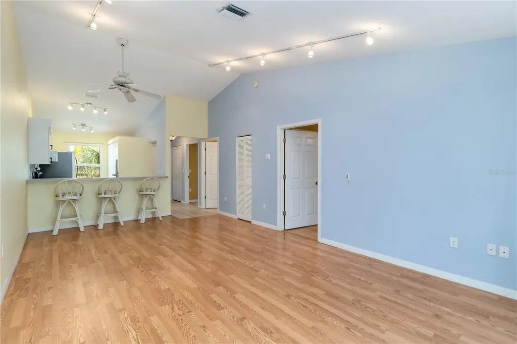 642 N Jefferson Avenue Sarasota FL 34237