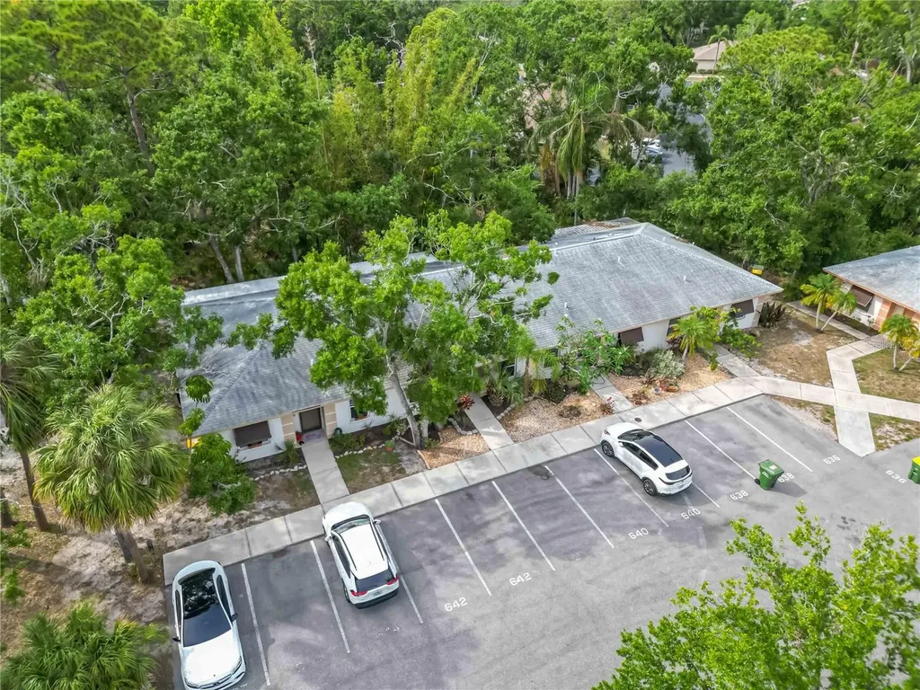642 N Jefferson Avenue Sarasota FL 34237