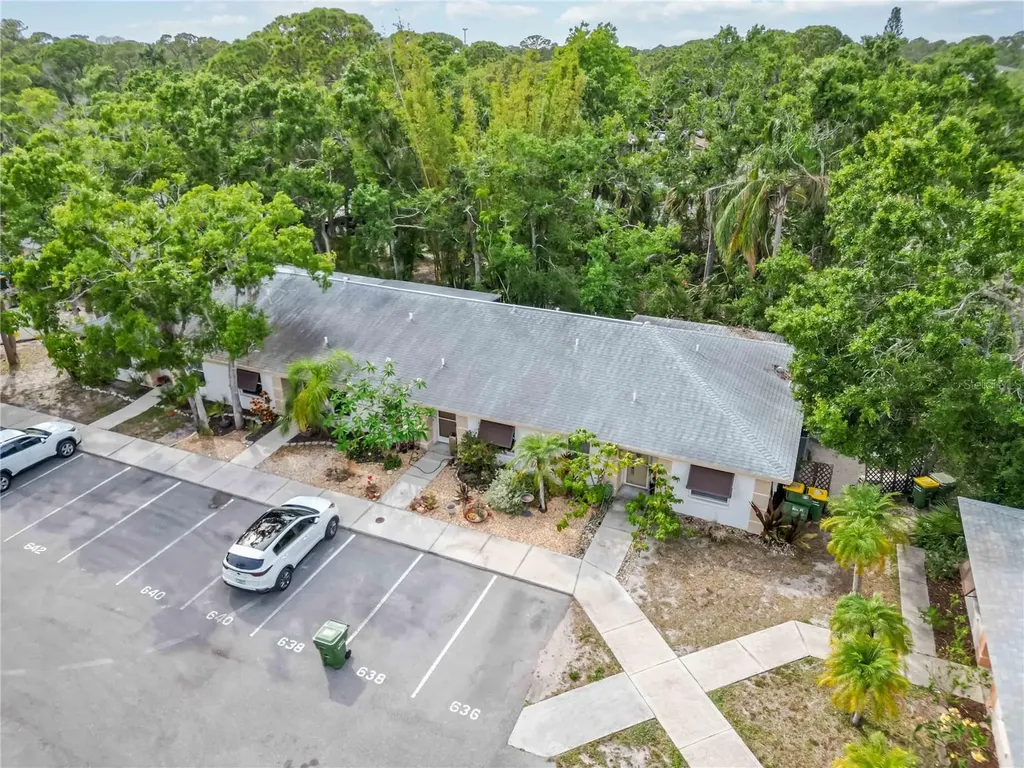 642 N Jefferson Avenue Sarasota FL 34237