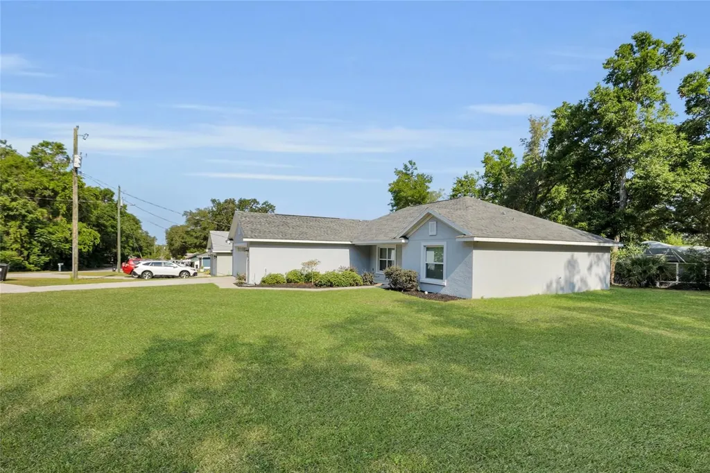 8635 SE 156 Street Summerfield FL 34491