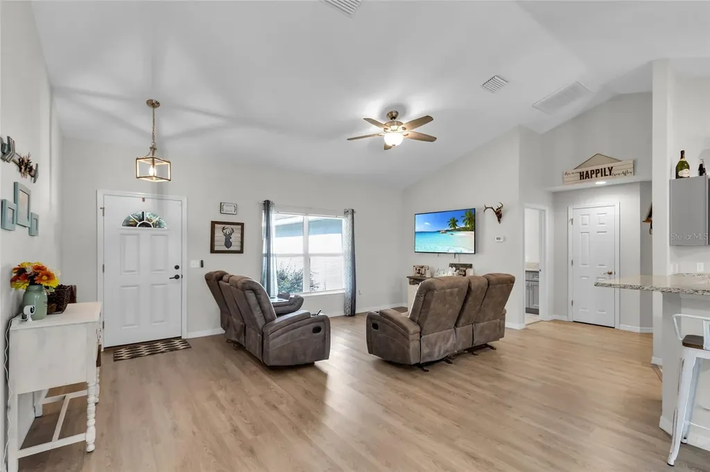 8635 SE 156 Street Summerfield FL 34491