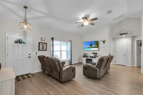 8635 SE 156 Street Summerfield FL 34491