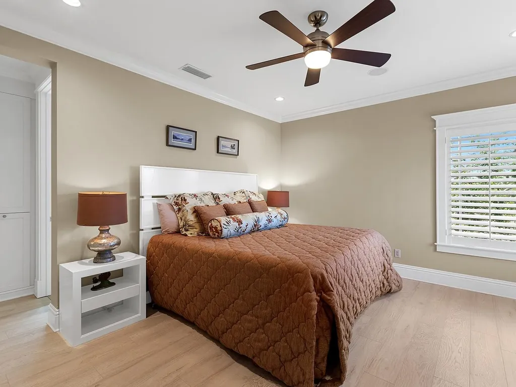 5132 Jungle Plum Road Sarasota FL 34242