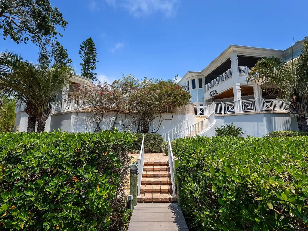 5132 Jungle Plum Road Sarasota FL 34242