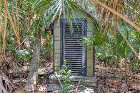 2024 Retreat Road Geneva FL 32732
