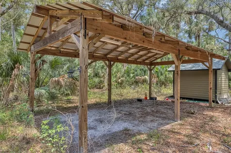 2024 Retreat Road Geneva FL 32732