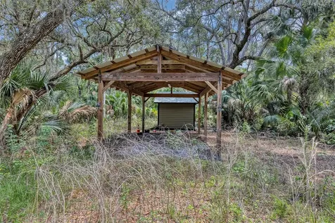 2024 Retreat Road Geneva FL 32732
