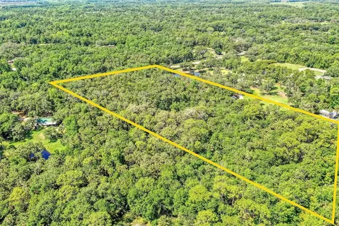 2024 Retreat Road Geneva FL 32732