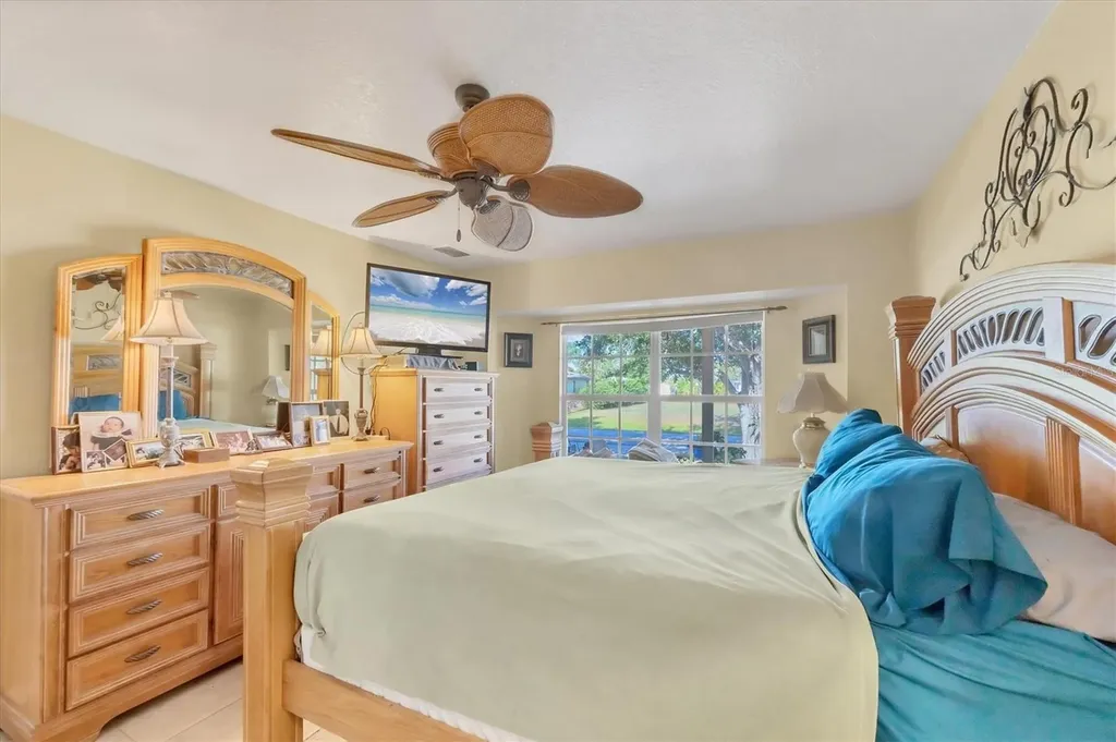 9366 Westminster Avenue Englewood FL 34224