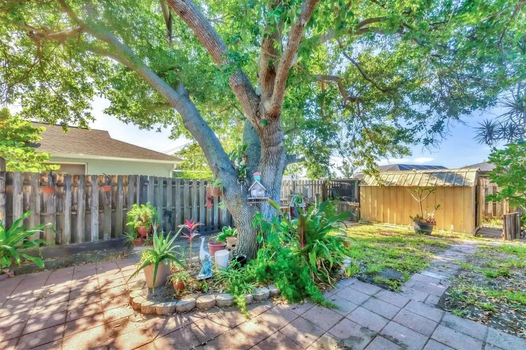 9366 Westminster Avenue Englewood FL 34224