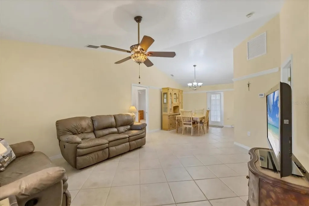 9366 Westminster Avenue Englewood FL 34224