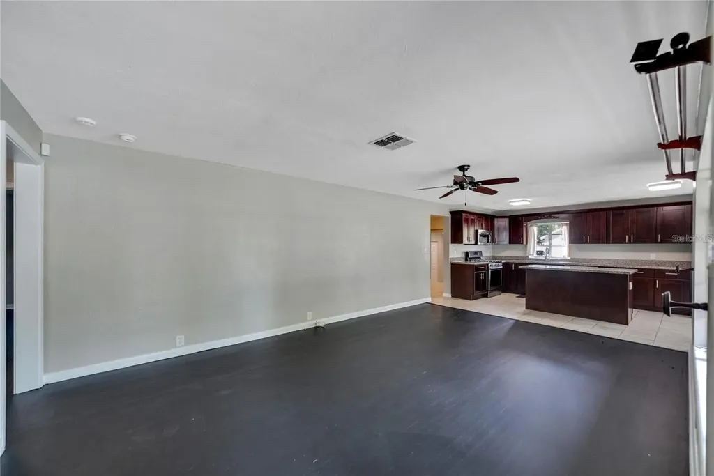 6110 N Suwanee Avenue Tampa FL 33604