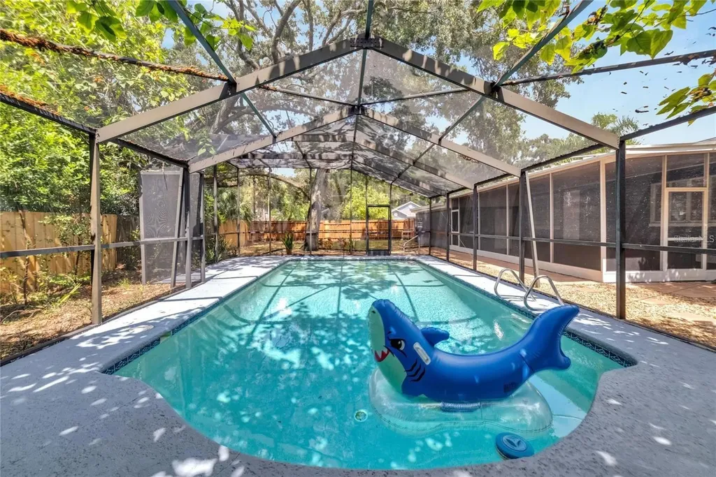 6110 N Suwanee Avenue Tampa FL 33604