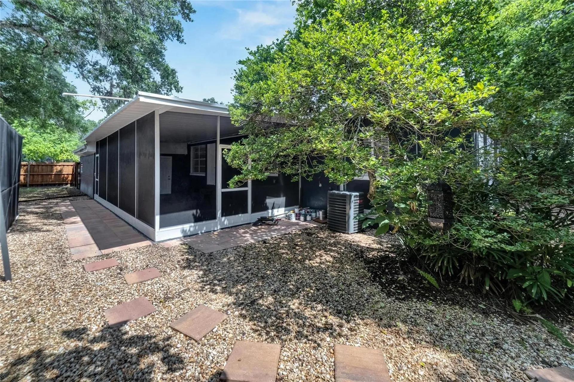 6110 N Suwanee Avenue Tampa FL 33604