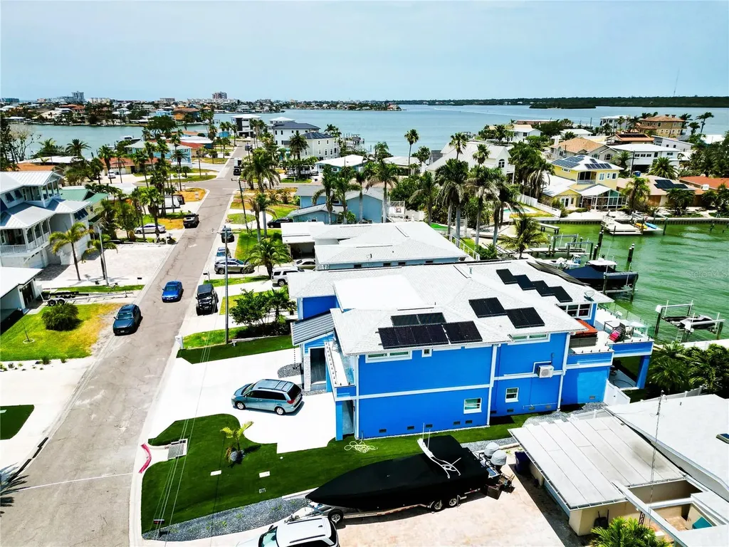 16003 5th Street E Redington Beach FL 33708